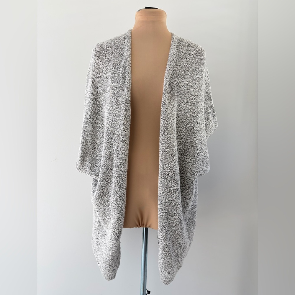 Community Iconic Sleeveless Cape Sweater – Heather Gray Cotton Blend | Size M/L